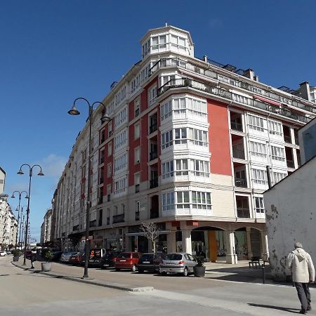 Atico Con Terraza Y Piscina Comunitaria Daire Ribadeo Dış mekan fotoğraf